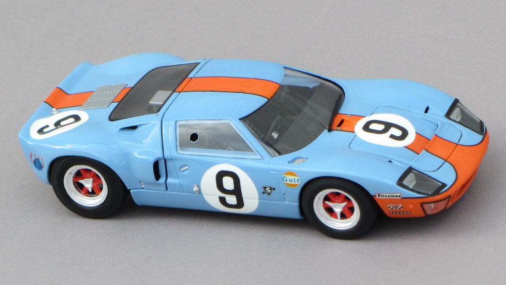 Pic:Ford GT40 1968