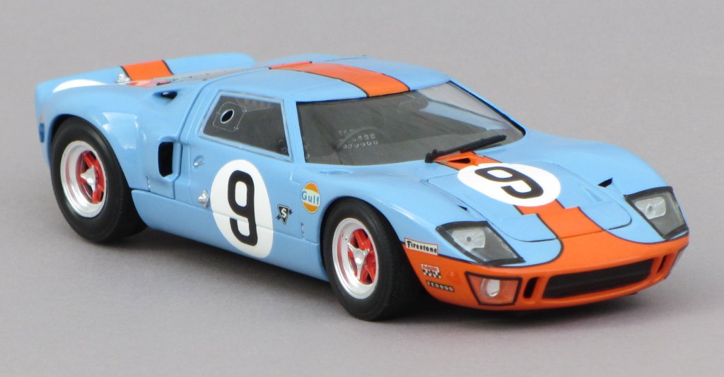 Pic:Ford GT40 1968