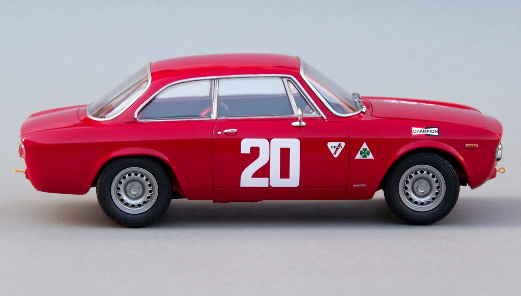 Pic:Alfa Romeo Giulia Sprint GTA