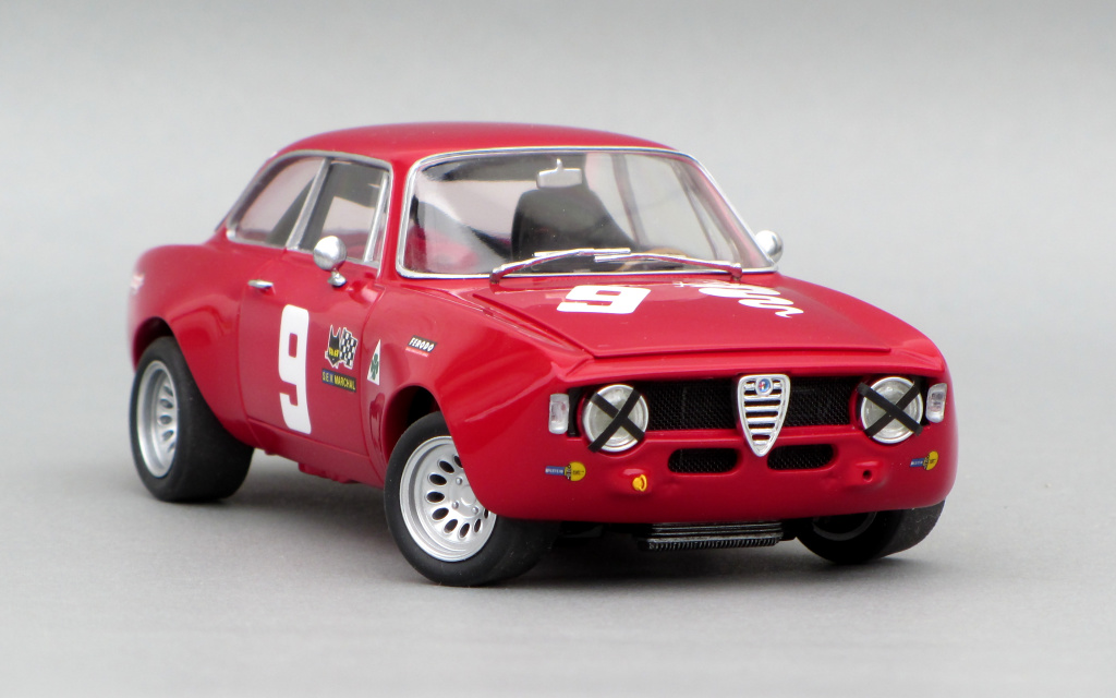 Pic:Alfa Romeo GTAj