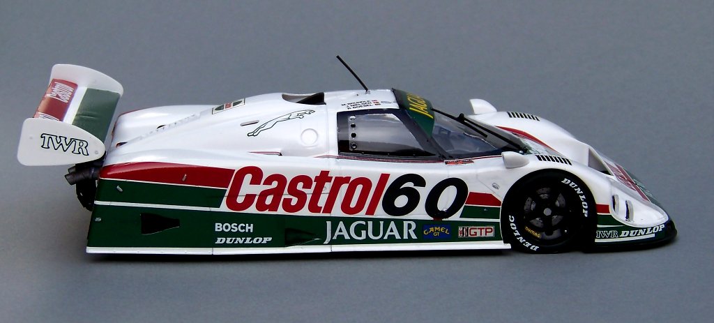 Pic:Jaguar XJR9 IMSA